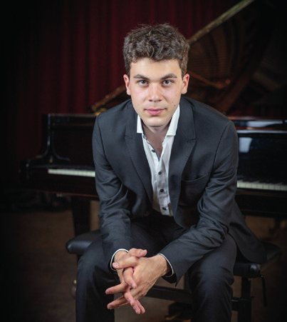 Pianist Matteo Weber